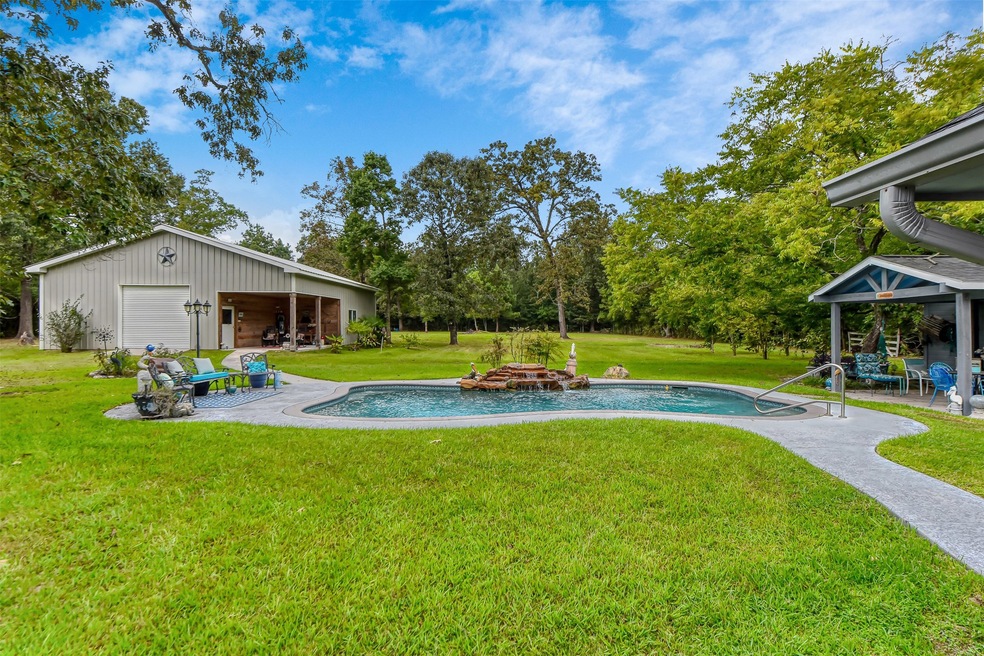 14373 Mcgregor Rd, Conroe, TX 77302 - photo 1