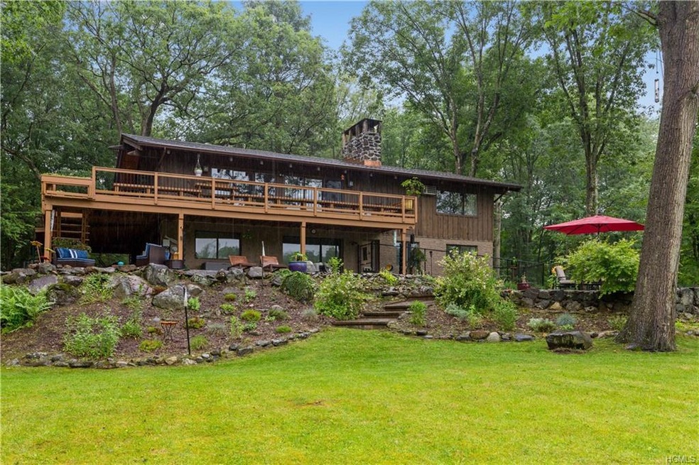 90 Colabaugh Pond Rd, Croton On Hudson, NY 10520 - photo 1