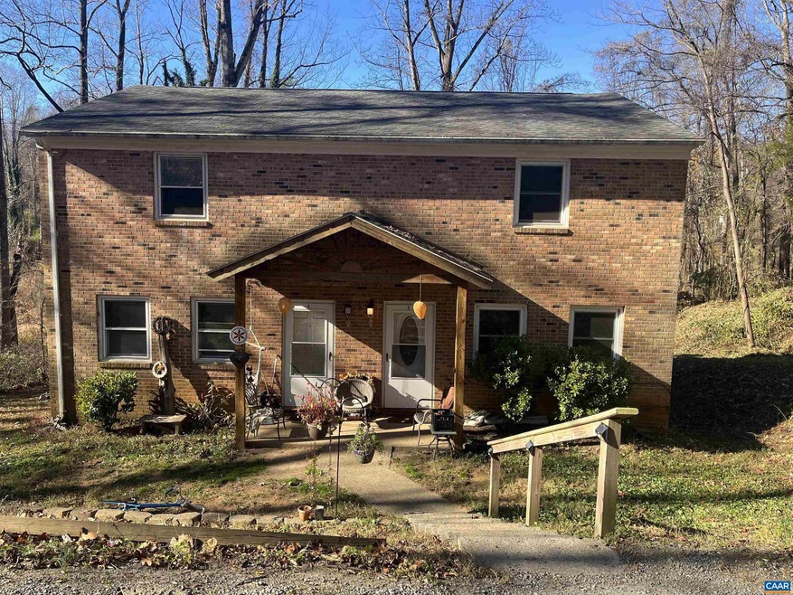 158 Buckingham Cir unit A&B, Charlottesville, VA 22903 - photo 1