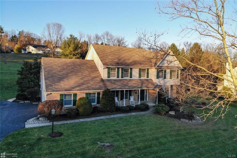 6039 Domarray St, Coopersburg, PA 18036 - photo 1