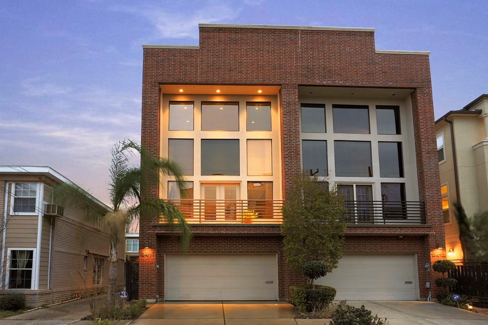 2411 Driscoll St, Houston, TX 77019 - photo 1