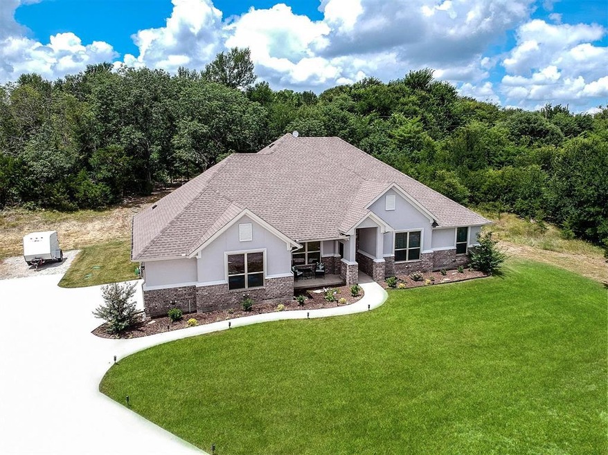 2501 Elk Hollow Ln, Weatherford, TX 76085 - photo 1