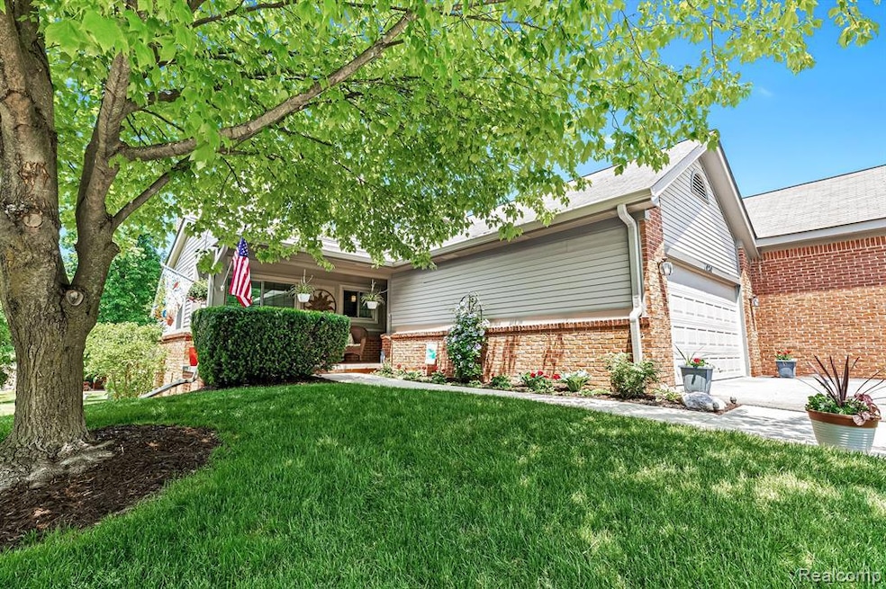 Welcome to 1020 Pinewood Court!