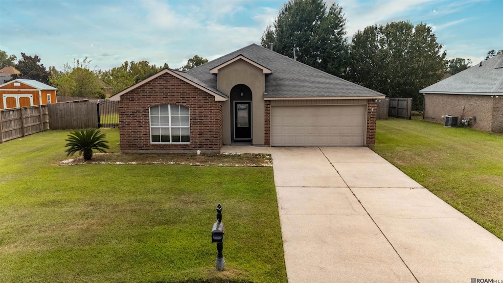 40441 Fitzgerald Dr, Darrow, LA 70725 - photo 1