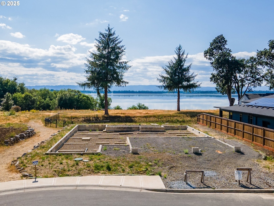 For Sale $556,400 • Co-Listing Agent