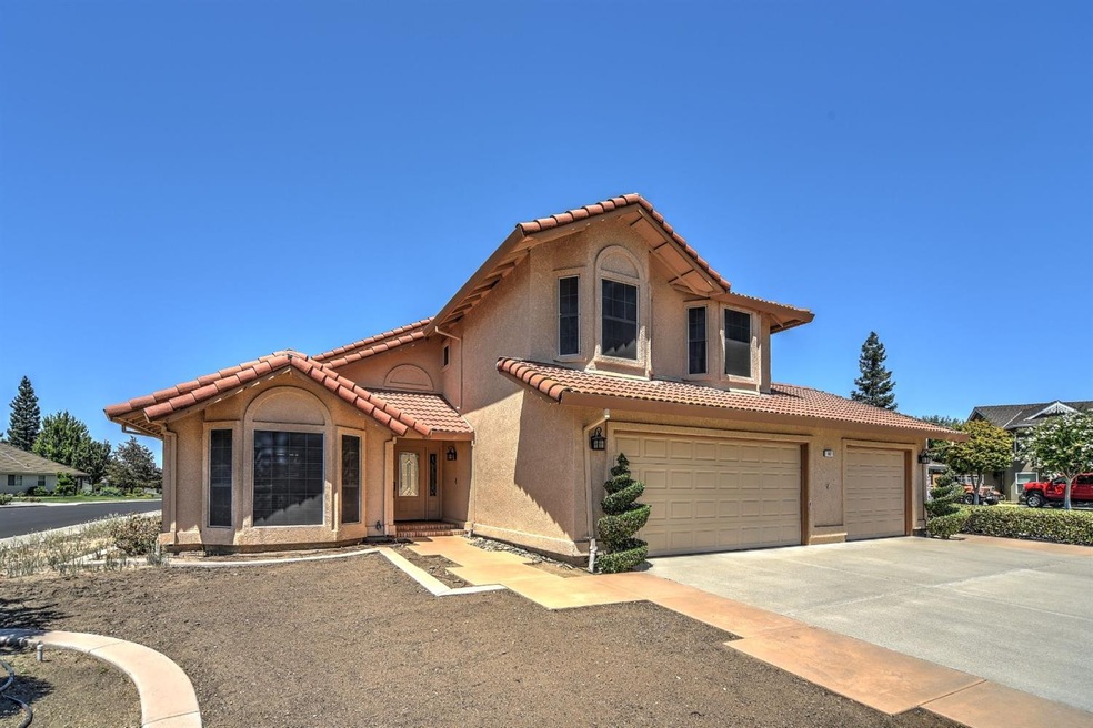 82 Rhiannon Ct, Oakdale, CA 95361 - photo 1