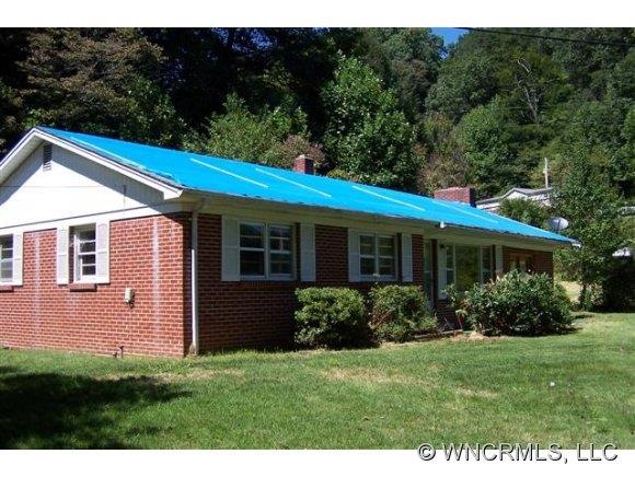 414 Indian Creek Rd, Burnsville, NC 28714 - photo 1