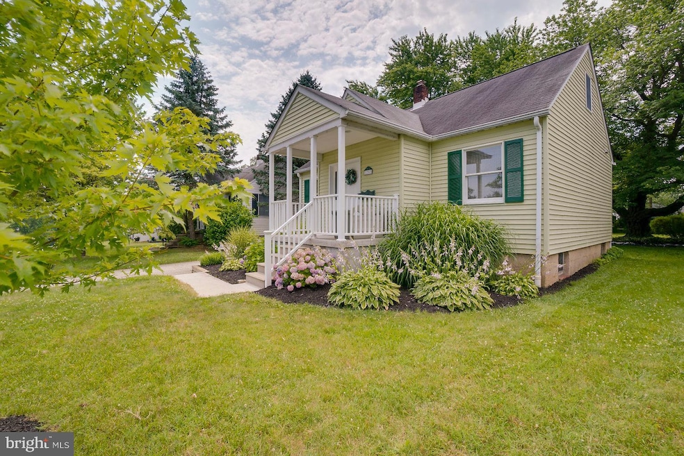 25 Evans Ave, Lutherville Timonium, MD 21093 - photo 1