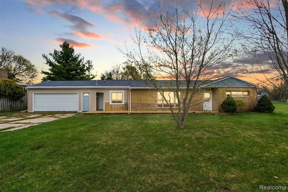 8368 N Webster Rd, Clio, MI 48420 - photo 1