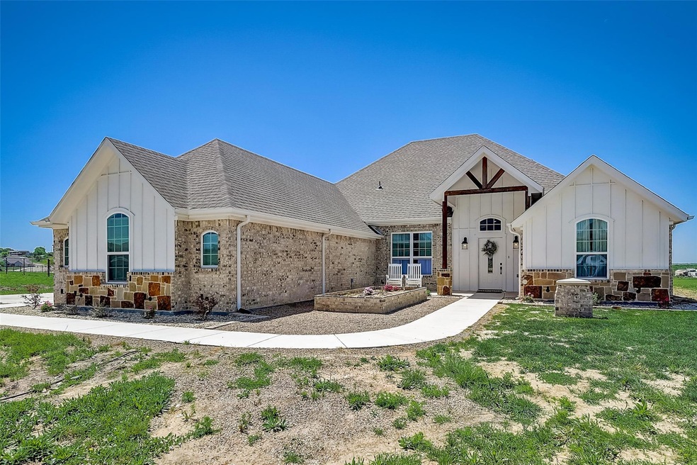 1008 Stormy Ln, Weatherford, TX 76085 - photo 1