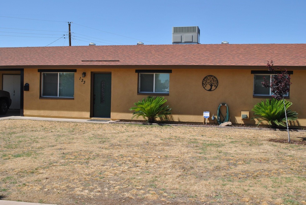 133 E Glade Ave