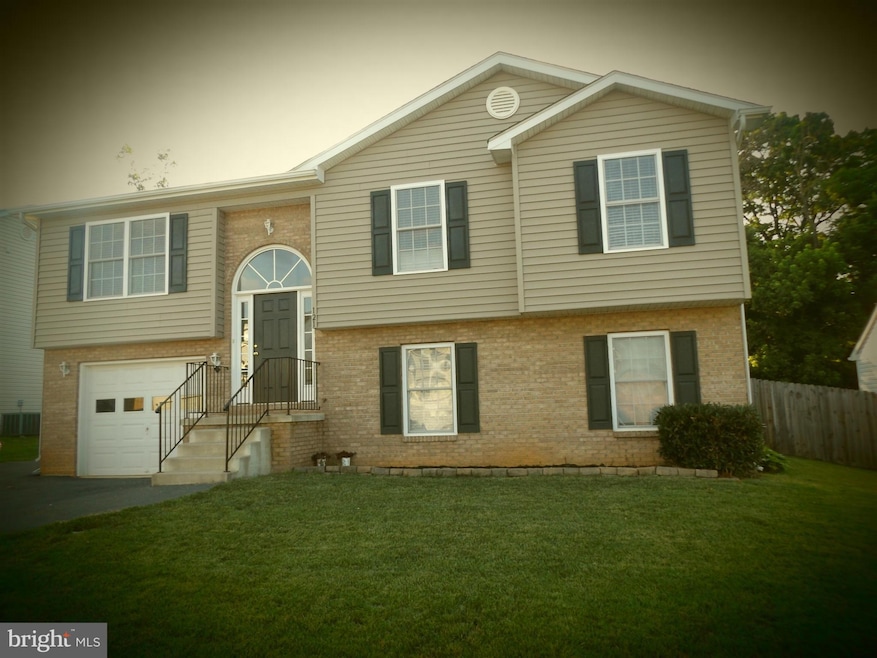 121 Gibson Rd, Inwood, WV 25428 - photo 1