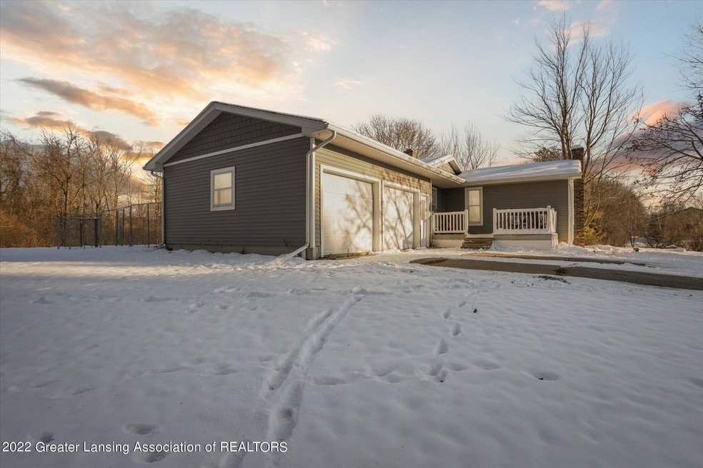 01-9143-Meadow-Ln-Eaton-Rapids-MI-48827-