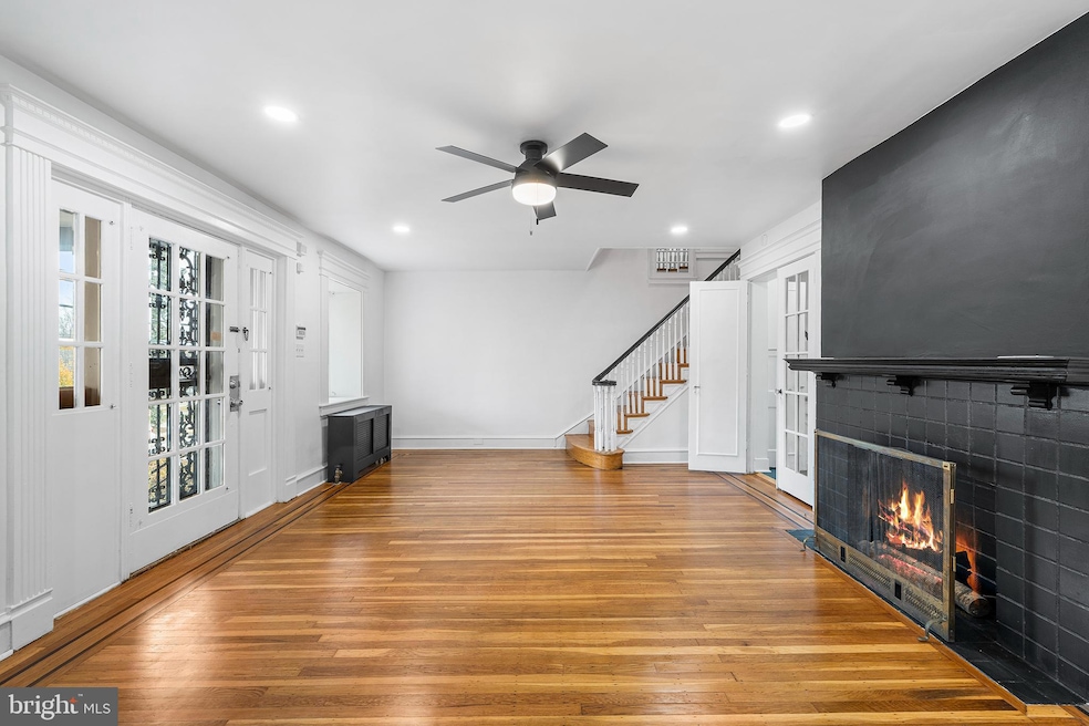 6630 Boyer St, Philadelphia, PA 19119 - photo 1