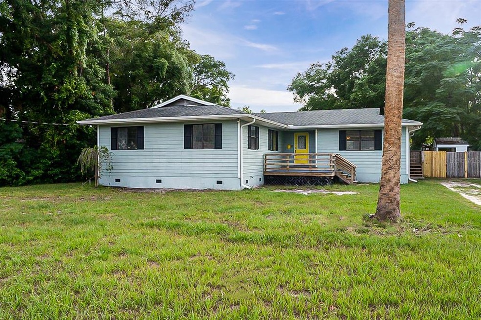 623 N Disston Ave, Tavares, FL 32778 - photo 1