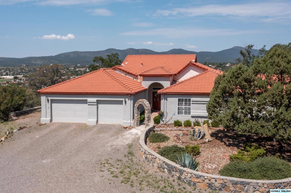 39 Fuller Dr, Silver City, NM 88061 - photo 1
