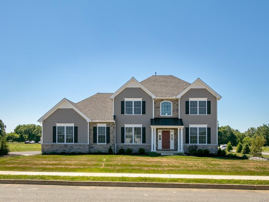 6845 Lilac Dr, Bethlehem, PA 18017 - photo 1