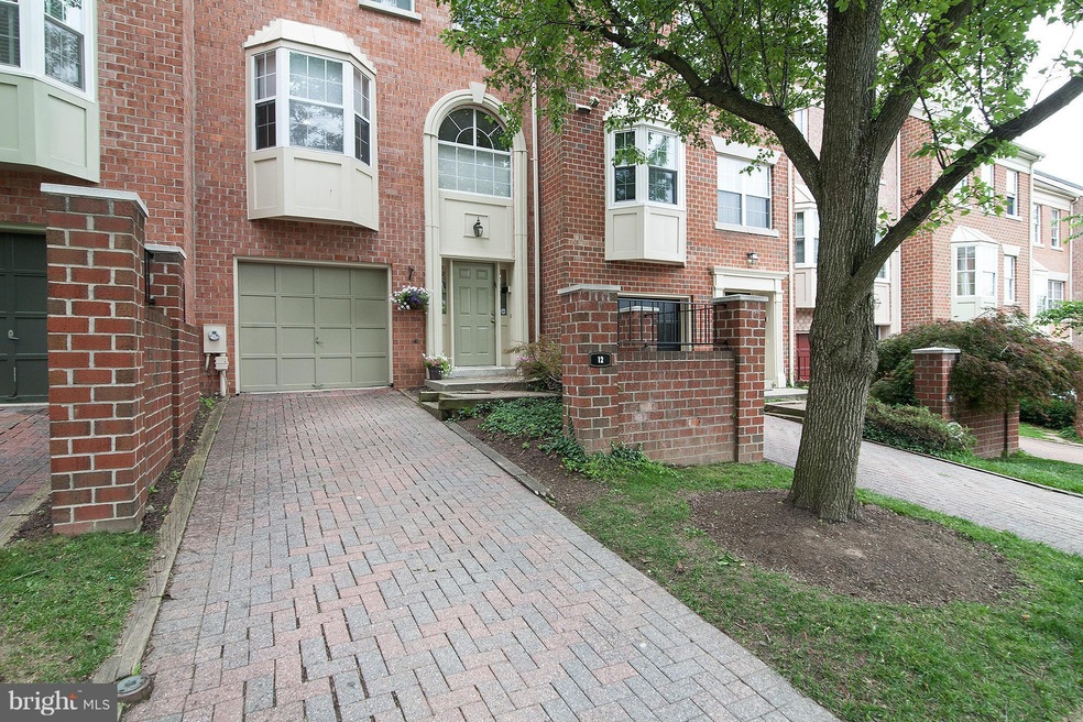 12 Championship Ct, Owings Mills, MD 21117 - photo 1