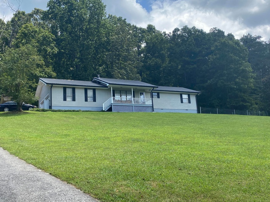 426 Bonifacious Rd, Tunnel Hill, GA 30755 - photo 1