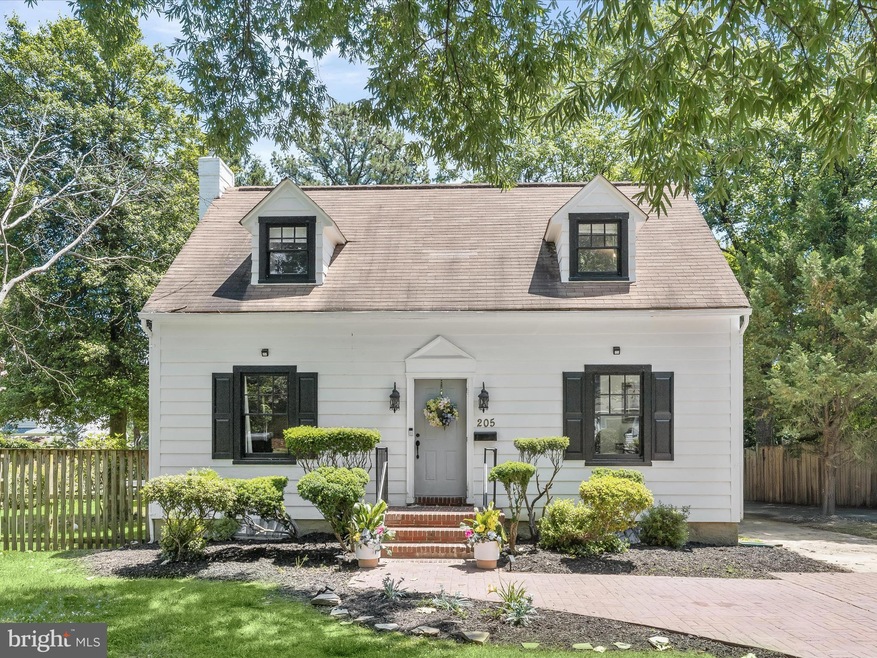 205 Sycamore Rd, Linthicum Heights, MD 21090 - photo 1