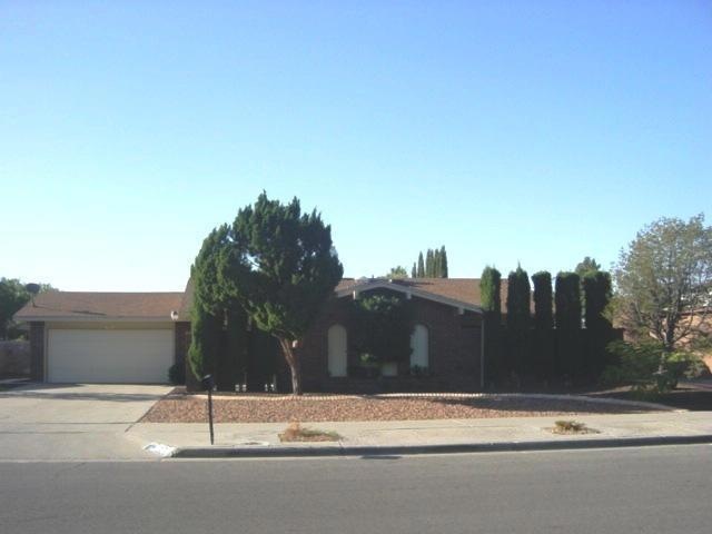 10820 La Subida Dr, El Paso, TX 79935 - photo 1