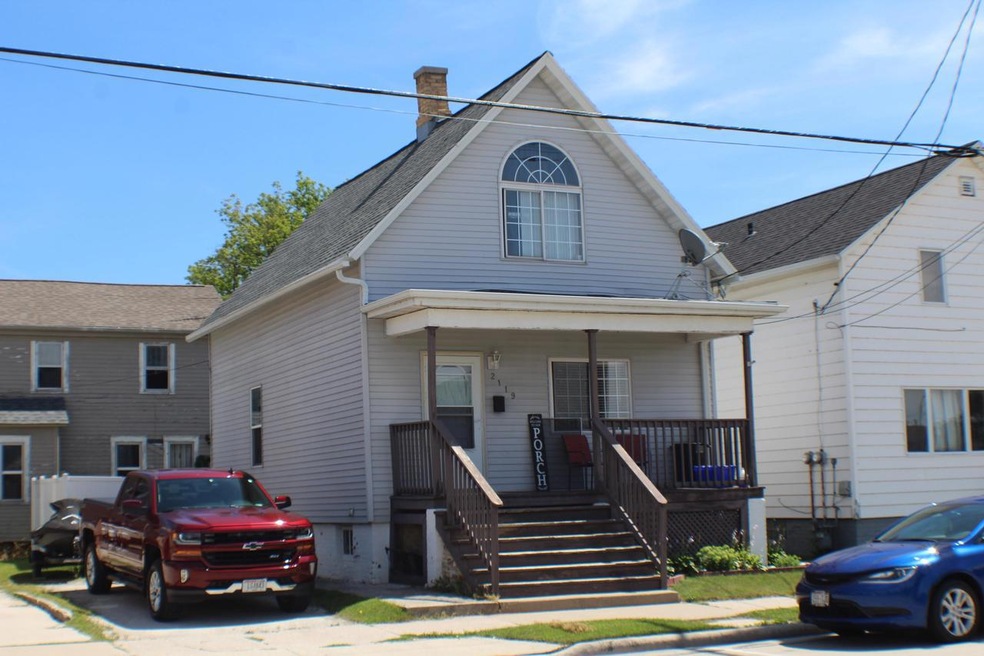 2119 Jefferson St, Two Rivers, WI 54241 - photo 1
