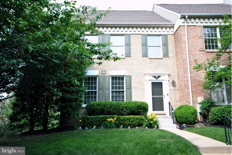 11823 Sherbourne Dr, Lutherville Timonium, MD 21093 - photo 1