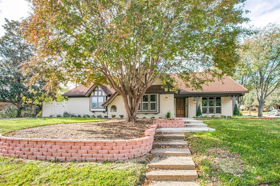 3313 Bobwhite Dr, Bedford, TX 76021 - photo 1