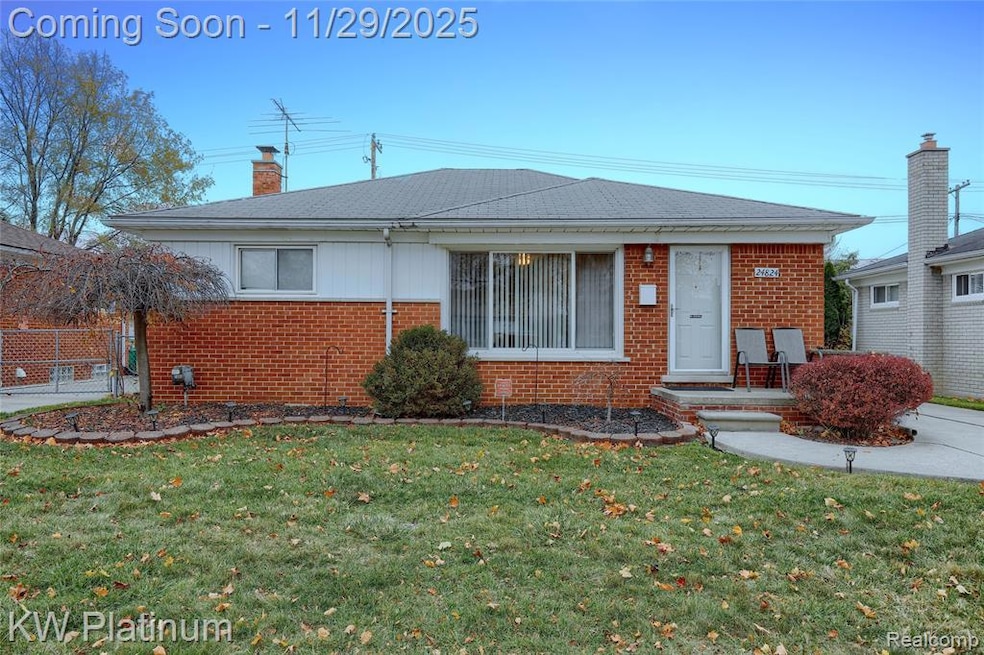 24824 Raven Ave, Eastpointe, MI 48021 - photo 1