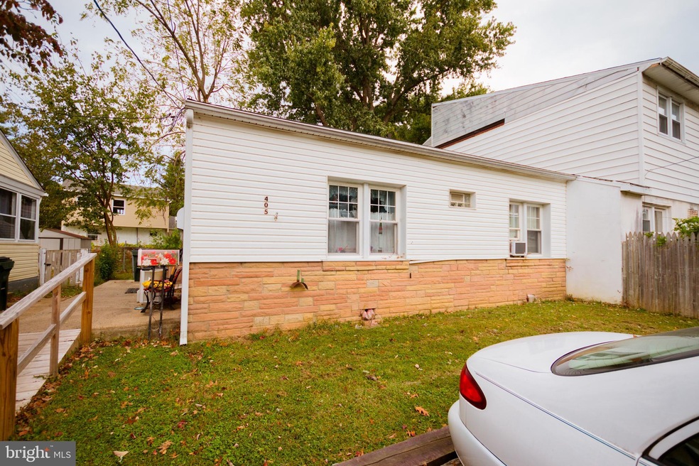 405 Albany Ct, Wallingford, PA 19086 - photo 1