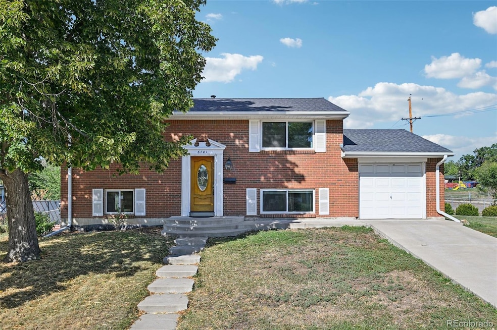 6781 Quay Ct, Arvada, CO 80003 - photo 1