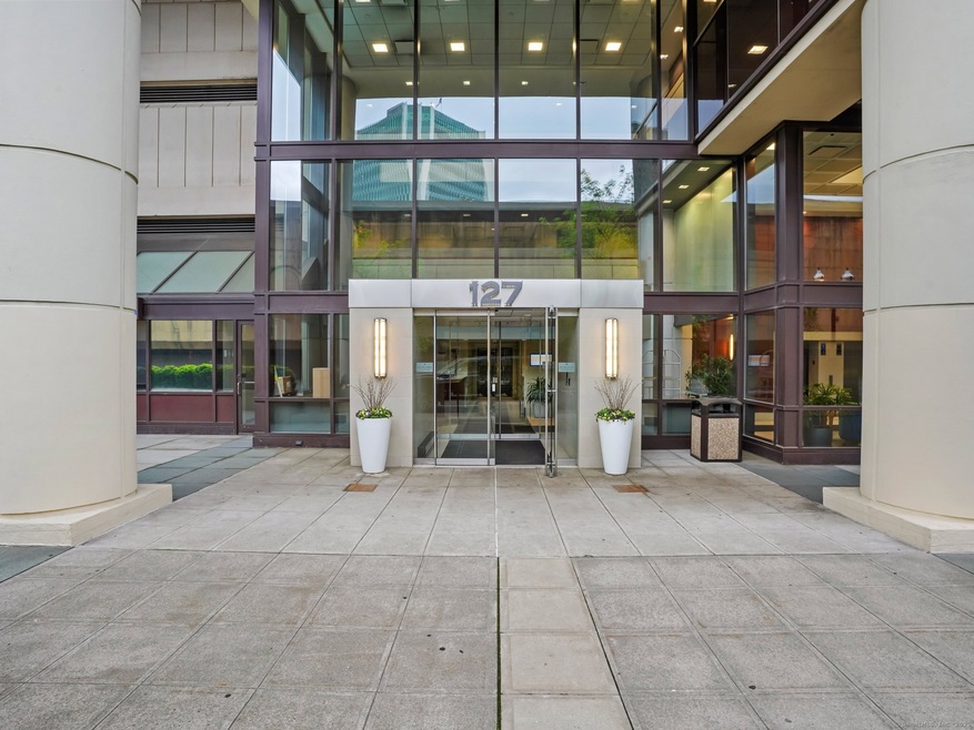 The Biltmore unit 703, Stamford, CT 06901 - photo 1