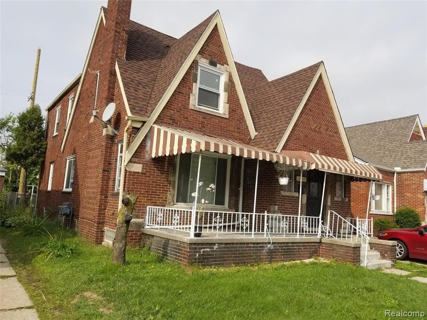 12029 Charest St, HamtraMcK, MI 48212 - photo 1