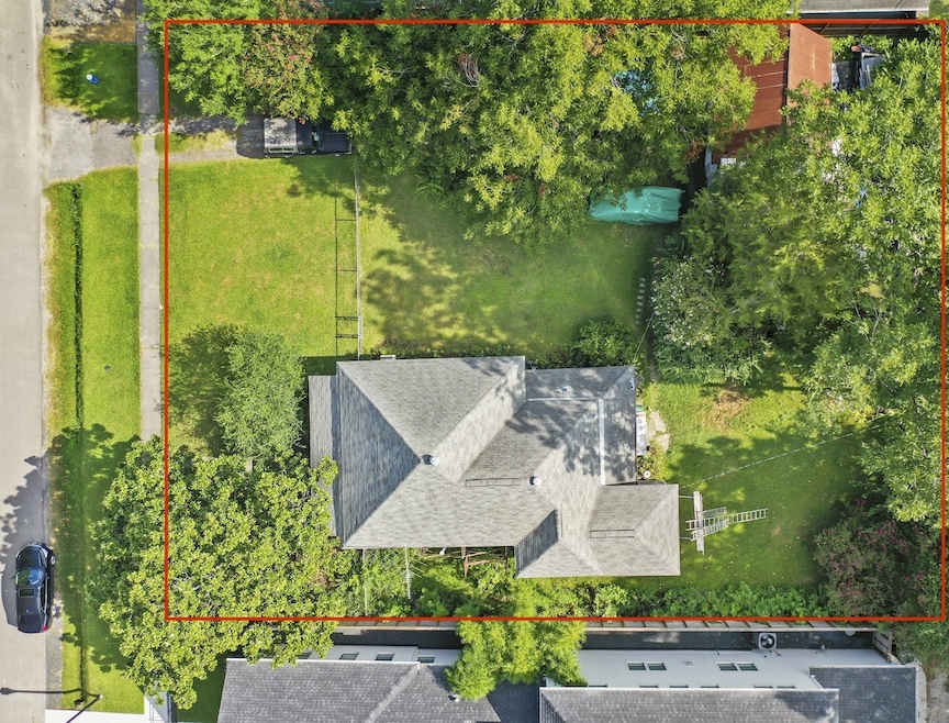 814 Columbia St, Houston, TX 77007 - photo 1