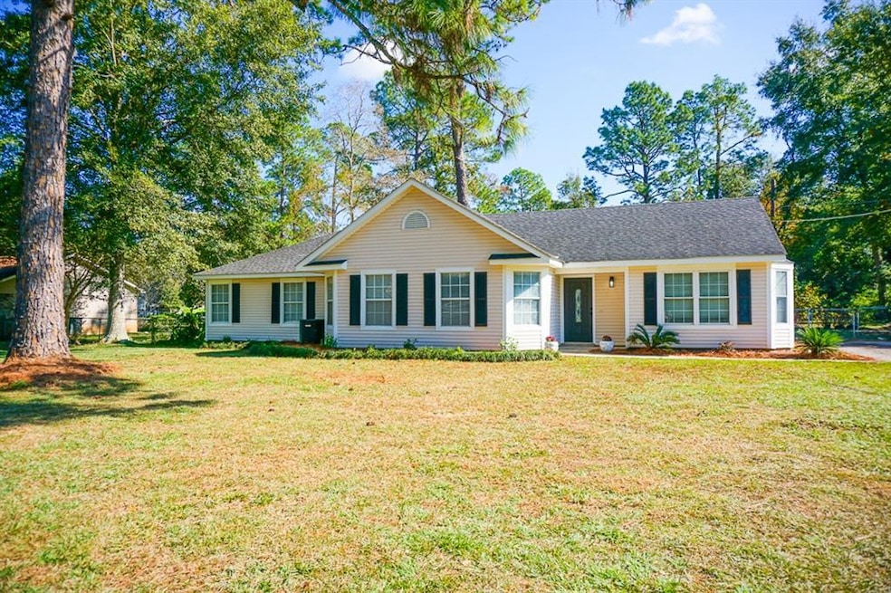 1301 Repoll Rd, Mobile, AL 36695 - photo 1