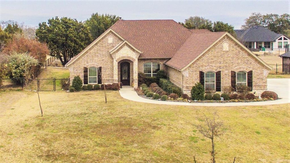 3713 Lonesome Creek Rd, Granbury, TX 76049 - photo 1