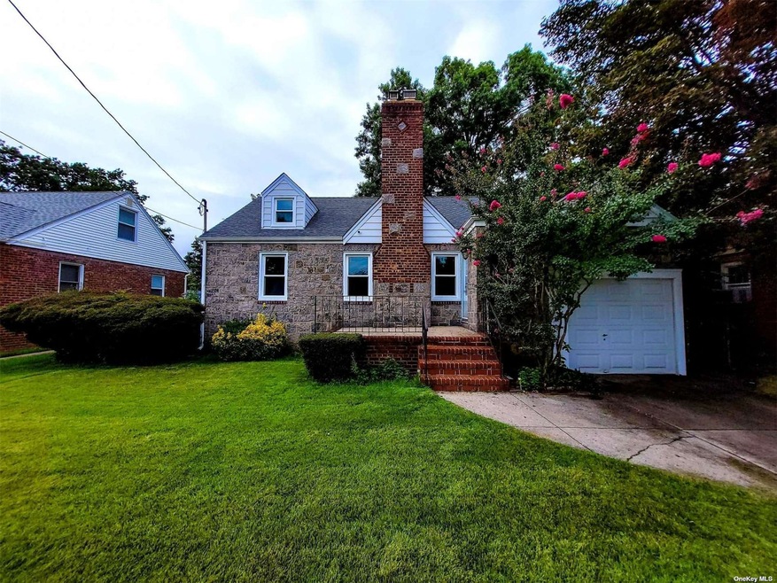 1114 Benmore Ave, Franklin Square, NY 11010 - photo 1