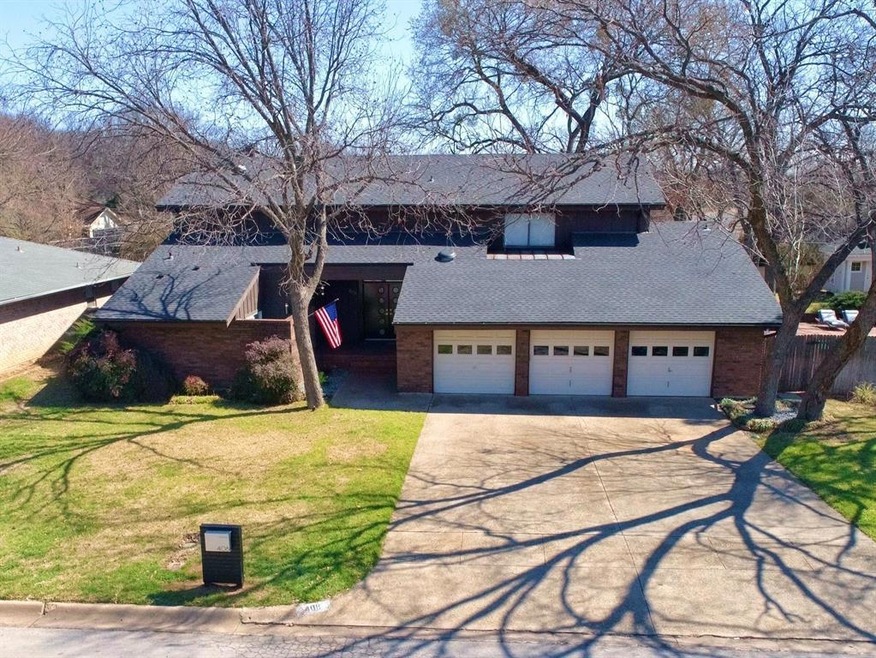 408 Arcadia St, Hurst, TX 76053 - photo 1