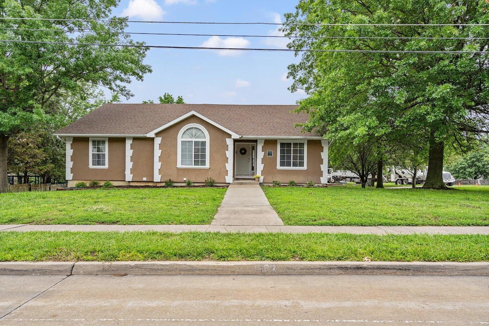 1-web-or-mls-DSC05177