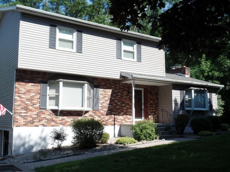 5 Hillview Rd, Schenectady, NY 12303 - photo 1