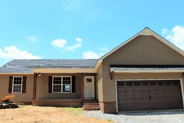 1511 Bay View Dr, Cookeville, TN 38506 - photo 1