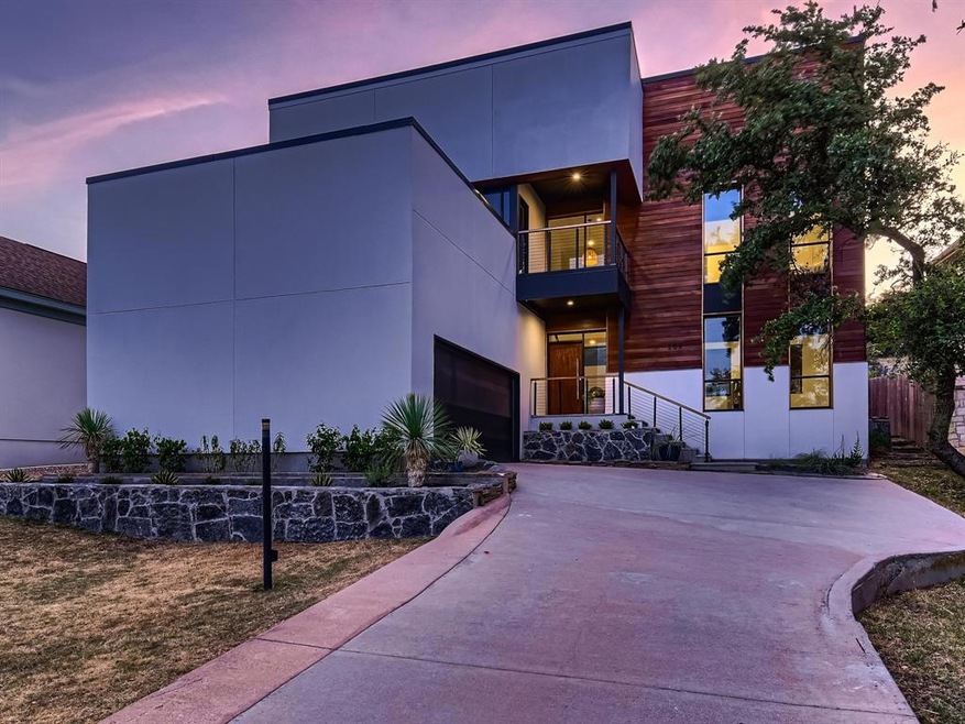 Sold • Co-Listing Agent