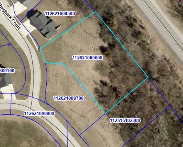 1004 Shagbark Rd, Decorah, IA 52101 - photo 1