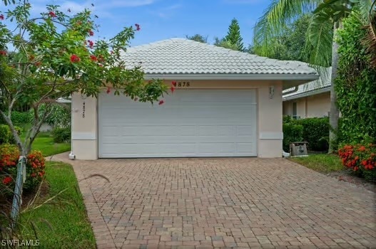 4878 Europa Dr, Naples, FL 34105 - photo 1