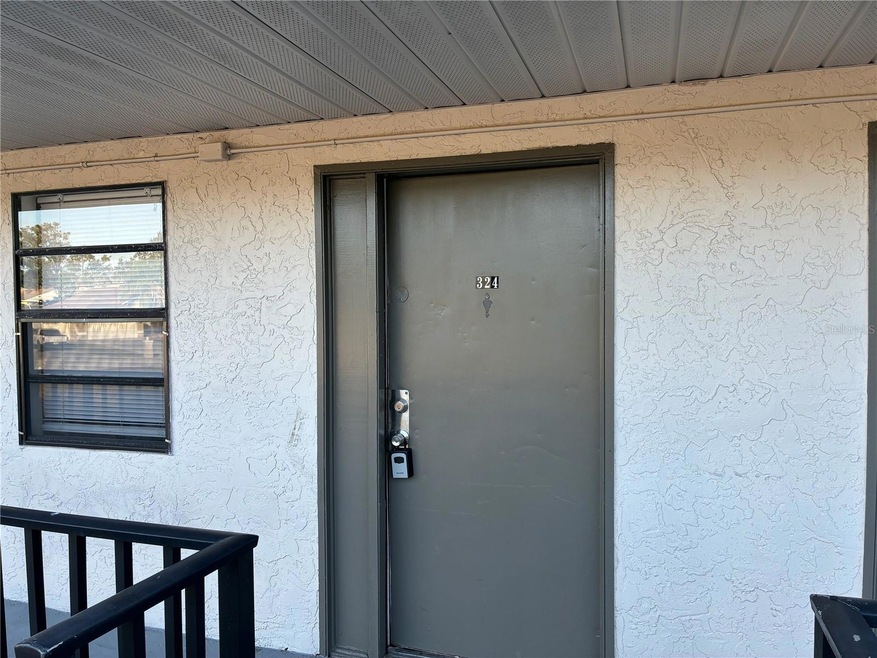 2142 Bradford St unit 324, Clearwater, FL 33760 - photo 1