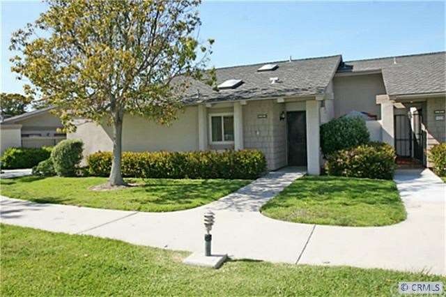 Outstanding single story 3 bedroom unit in great l