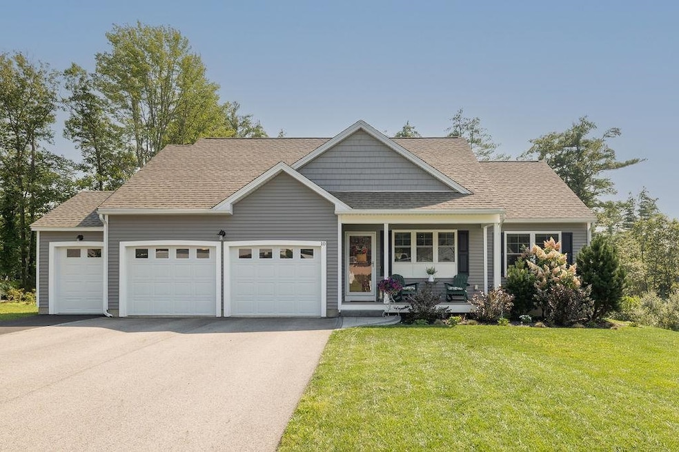 10 W Meadow Ct, Milford, NH 03055 - photo 1