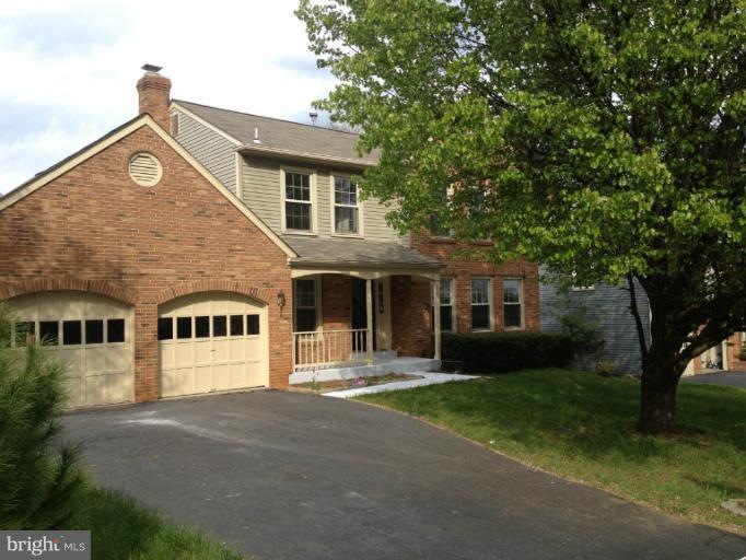 204 Edenberry Ct, Sterling, VA 20164 - photo 1