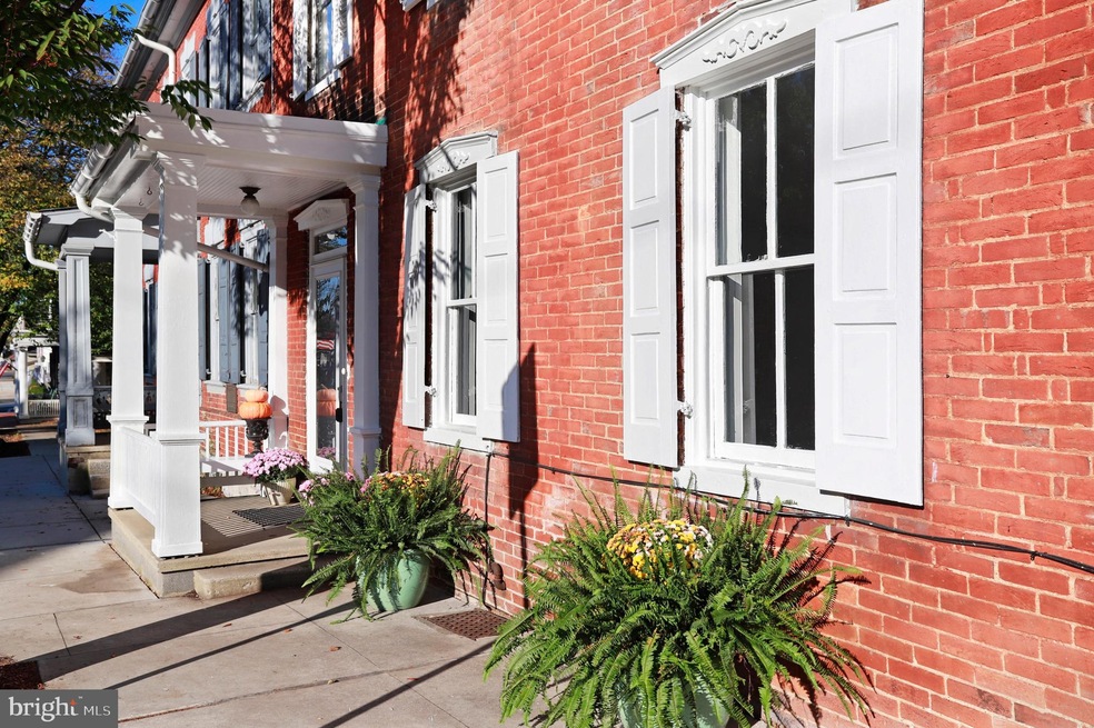 37 N Main St, Mercersburg, PA 17236 - photo 1