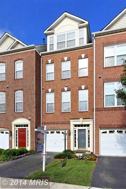 13061 Park Crescent Cir, Herndon, VA 20171 - photo 1